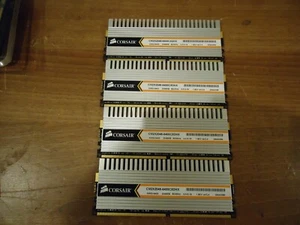 Corsair 8GB DDR2 XMS2 DHX 4x2GB 800MHz CL5 1.8V XMS2-6400 CM2X2048-6400C5DHX - 3 - Picture 1 of 5