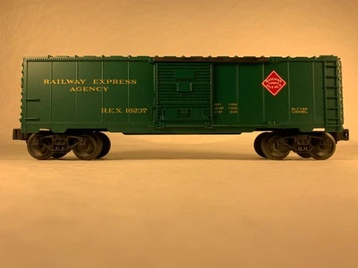 LIONEL 6-16237, RAILWAY EXPRESS AGENCY BOX CAR, NIB (1992) - Image 1 of 4