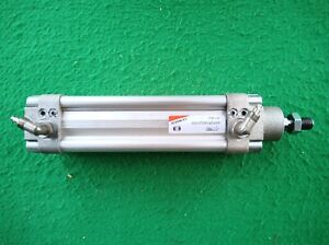 Pneumatic actuator-air cylinder-40mm bore x 50mm stroke. Camozzi 41P2P040U100