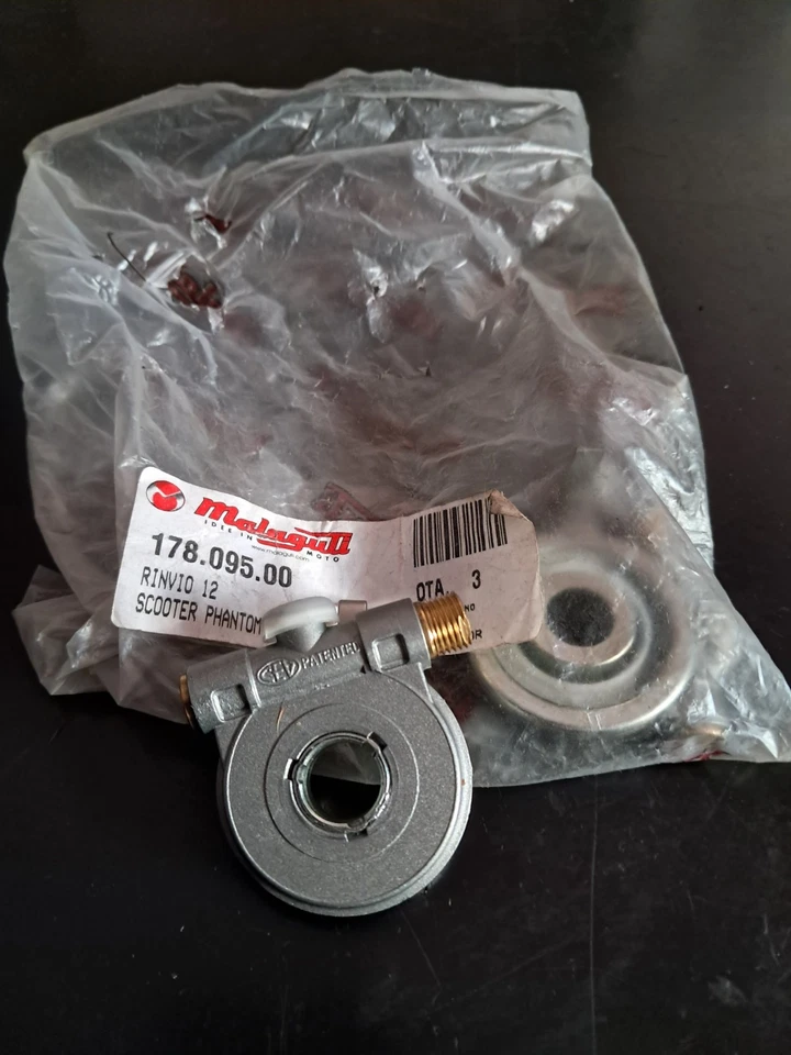 17809500 Rinvio contachilometri Malaguti F12 - F15