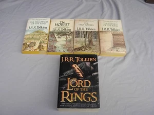 Hobbit & Lord of the Rings 4-Book Box Set JRR Tolkien Ballantine 1973w/o box+1 - Imagen 1 de 18