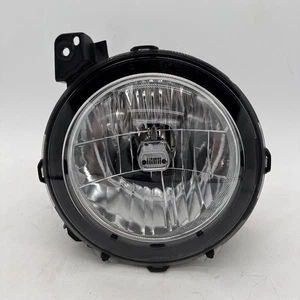 2018 - 2021 Jeep Wrangler JL Halogen Right Passenger Side Headlight OEM Complete - Picture 1 of 17
