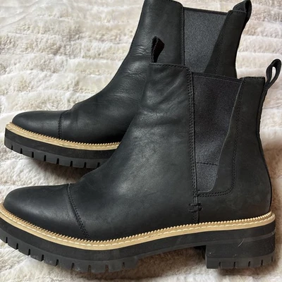 Bota Chelsea de cuero negra resistente al agua TOMS Dakota para mujer 9’s Foto 1 de 4