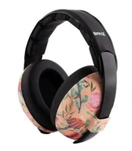 BABY BANZ EAR MUFFS BABY SHOWER GIFT AUSTRALIAN NATIVE PLANTS BUSH DESIGN 0-2 - Picture 1 of 3