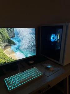 HP OMEN GAMING PC - Picture 1 of 6