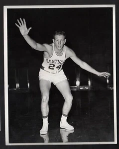 Press Photo Larry Pursiful Kentucky Wildcats Basketball Guard Four Mile Kentucky - Picture 1 of 2