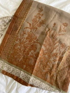 Williams Sonoma Autumn Linen Cotton Jacquard Table Runner 18" x 102" / Russia - Picture 1 of 7