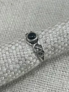 Anillo banda celta vintage años 90 plata y ónix negro talla K 925 - Imagen 1 de 10