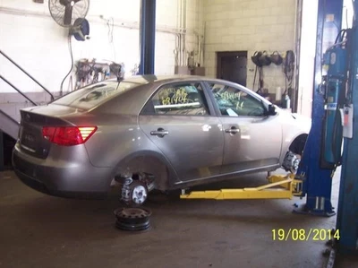 Chassis ECM Suspension TPMS Right Hand Dash 4 Speed Fits 10 FORTE 10637360 - Image 1 of 4