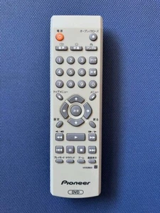 Pioneer DVD remote control VXX2803 - Picture 1 of 2