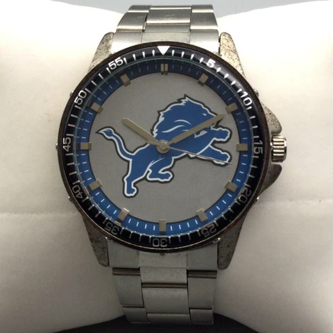 Detroit Lions NFL Mens 39mm Watch Black Silver Tone 30M New Battery 7.25" Cover