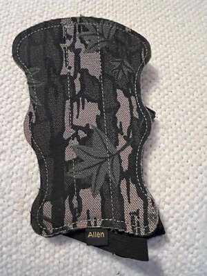 Allen Archery Arm Guard - Image 1 of 3