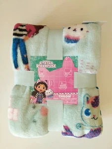 Primark Netflix Gabby's Dollhouse Throw Blanket - Picture 1 of 3