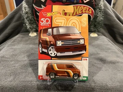 2017 Hot Wheels 70's Custom '77 Dodge Van 3/10 - Imagem 1 de 4