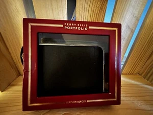 Perry Ellis Portfolio Men's Pebble Smooth Contrast Bifold Wallet Black NEW - Picture 1 of 7