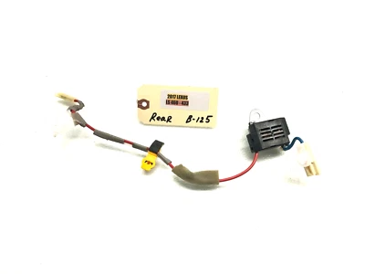 Filtro de ruido antena de radio Lexus LS460 2007-2017 OEM. Foto 1 de 4