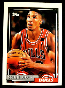 1993 Topps Scottie Pippen #389 Chicago Bulls Basketball Card