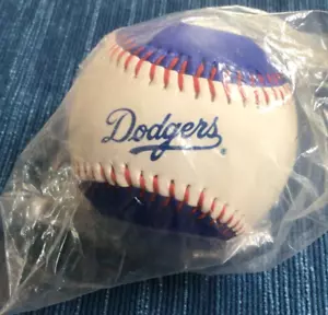 Vtg 1992 Los Angeles Dodgers Stadium 30th Anniversary Ball Target MLB Promo NOS - Picture 1 of 3
