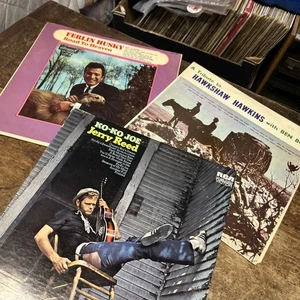 BULK BUY JOB LOT 3x 12” Vinyl Albums US Country Music Male Artists - Picture 1 of 12