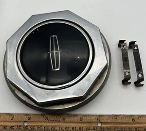 Lincoln Town Car Chrome Aluminum Black Silver Inset For Parts Or Repair Crafting - Picture 1 of 3