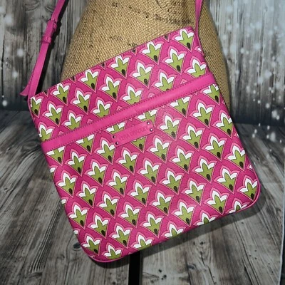 Vera Bradley - Pequeño Rosa - Bolso Bandolera Hipster de Cuero Delgado Foto 1 de 4