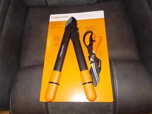 Neu Fiskars Schere & Gartenschere Baum Ast Zweig Astschere Schere Set Neu - Bild 1 von 3