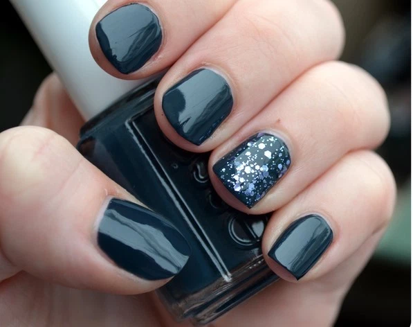 Nagellack Essie, Nr. 286 mind your mittens, Blau/Grün, 13,5ml  NEU. - Bild 1 von 1