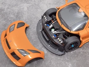 AUTOart Gumpert Apollo S 118 Mini Car Metallic Orange - Picture 1 of 6