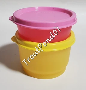 Juego de tazones pequeños TUPPERWARE Snack Cup 4 oz tamaño medio 2 oz amarillo rosa tapa a juego - Imagen 1 de 5