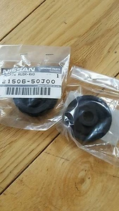 Nissan Elgrand E50, top radiator mount pair.New genuine parts. - Picture 1 of 1