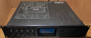 Roland E-660 Digital Parametric EQ Equalizer - Picture 1 of 12