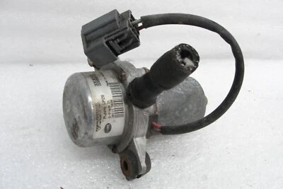 Volvo XC90 3-11 V50 S40 power brake booster vacuum pump OEM V70 S60 S80 01-07 - Image 1 of 3