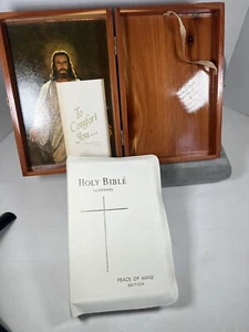 Holy Bible Prince of Peace Authorized KJV Protestant Edition in a Cedar Box - Picture 1 of 14