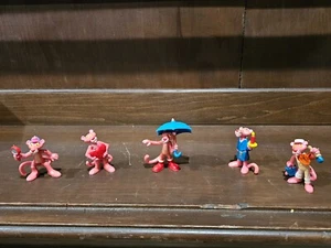 5 Pink Panthers Pvc Figurines Bully 1983 - Picture 1 of 2