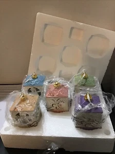 Lightscapes Set of 5 Cutwork Ceramic Ornaments with Gift Boxes Square Pastel - Picture 1 of 4