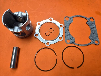 Piston 66mm+0.50 Bore x 69.5mm Height Rings Yamaha DT175 175 # 2N5-11610-00 - Image 1 of 4