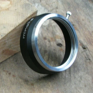 Pinza para capó de lente telémetro corto con insignia Minolta más de 42 mm D42KA 52 x 18 - Imagen 1 de 4