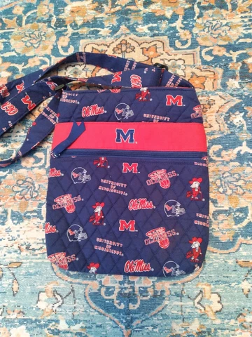 VTG Ole Miss Rebel Purse Tote Bag Colonel Reb Sports Basketball Football Quilted Cover