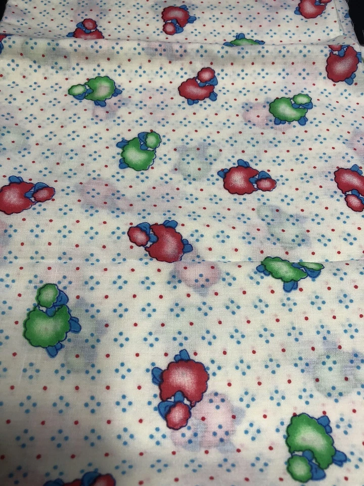 VTG BLUE & GREEN LAMBS SHEEP SLEEPING COTTON CRAFT QUILTING FABRIC 37”x34” - Image 1 of 4