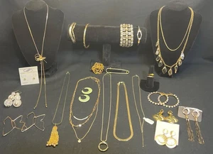 Vintage To Now Gold tone Jewelry Lot Necklace Bracelet Earrings Ring Estate - Picture 1 of 11