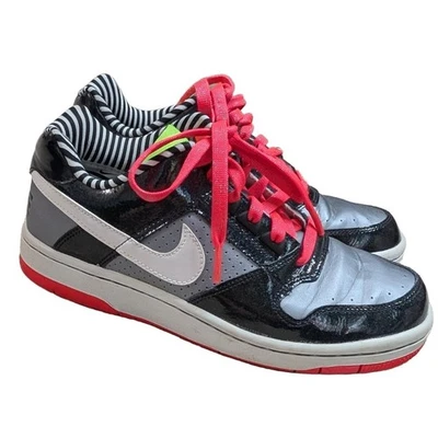 Nike Delta Force Nike Dunk Sneakers Youth 5.5 - Image 1 of 4