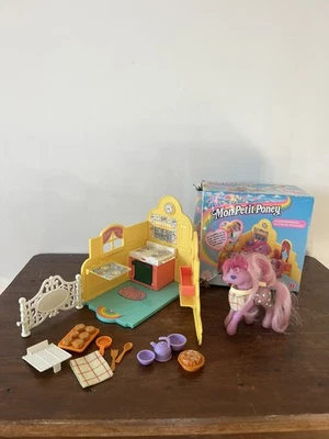 MON PETIT PONEY VINTAGE Hasbro Gourmandine Et Sa Cuisine Magique 1998 - Photo 1/4