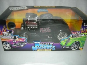 33 Ford Black Widow. in Black with spider web 1:18 scale die cast Muschle Mach. - Picture 1 of 1