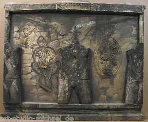 Otfried Mahnke: montaje con tres torsos masculinos y trenzas de alambre - Imagen 1 de 5