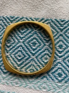 80's gold  tone bangle bracelet - Picture 1 of 5