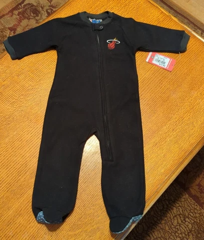 Miami Heat 6m-9m Footie Pajamas Cover