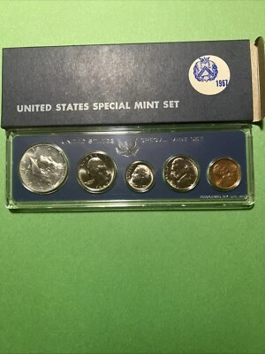 1967   US Special Mint Set   Original Box     *40% Silver Kennedy*   5 Coins - Image 1 of 4