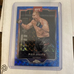 2025 Topps Chrome UFC - Sergei Pavlovich #148 - Blue Geo /99 - Picture 1 of 2