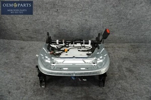 ASIENTO DELANTERO DERECHO MARCO DE PISTA INFERIOR CON MOTORES MERCEDES W242 W246 B250 CLA250 OEM - Imagen 1 de 9