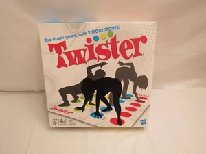 HASBRO TWISTER MILTON BRADLEY NIÑOS Y ADULTOS FIESTA DIVERSIÓN INTERIOR O EXTERIOR - Imagen 1 de 3